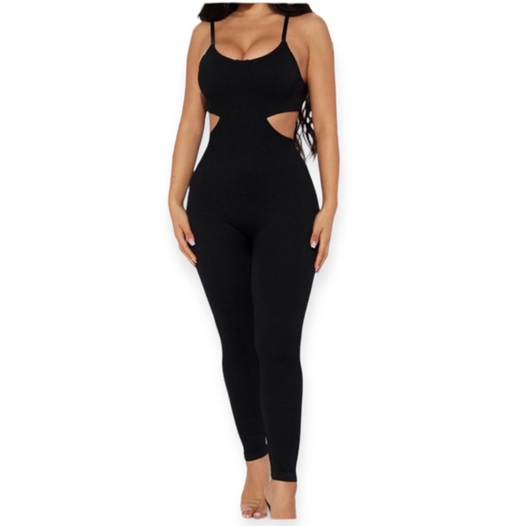 It Takes Nothing Cutout Seamless Jumpsuit - Picture 3 of 6